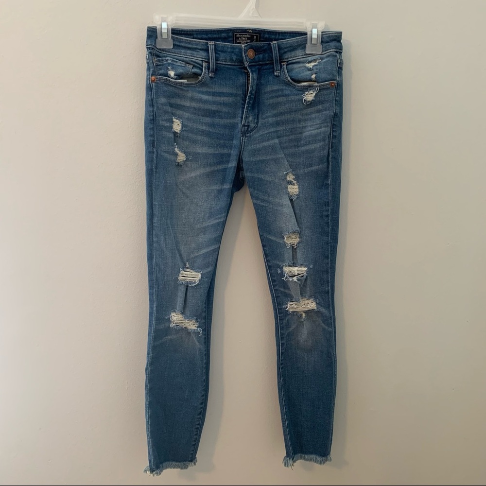 A&F DISTRESSED JEANS